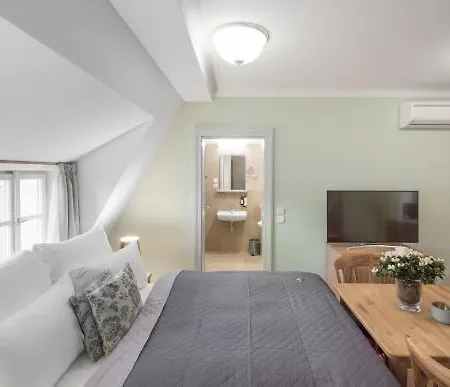 Blue Oak Appart hôtel 4*