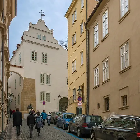 Blue Oak 4* Praha