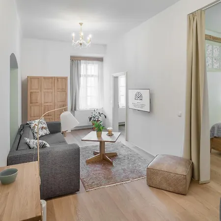 Blue Oak 4* Praha
